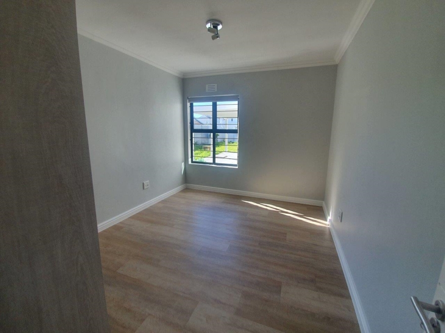 3 Bedroom Property for Sale in Sunningdale Western Cape